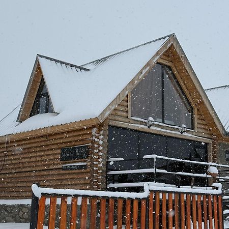 Ferienwohnung Wooden Hut Kazbegi Exterior foto