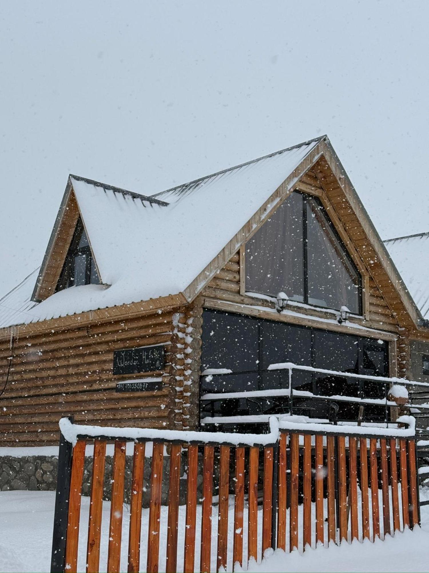 Ferienwohnung Wooden Hut Kazbegi Exterior foto